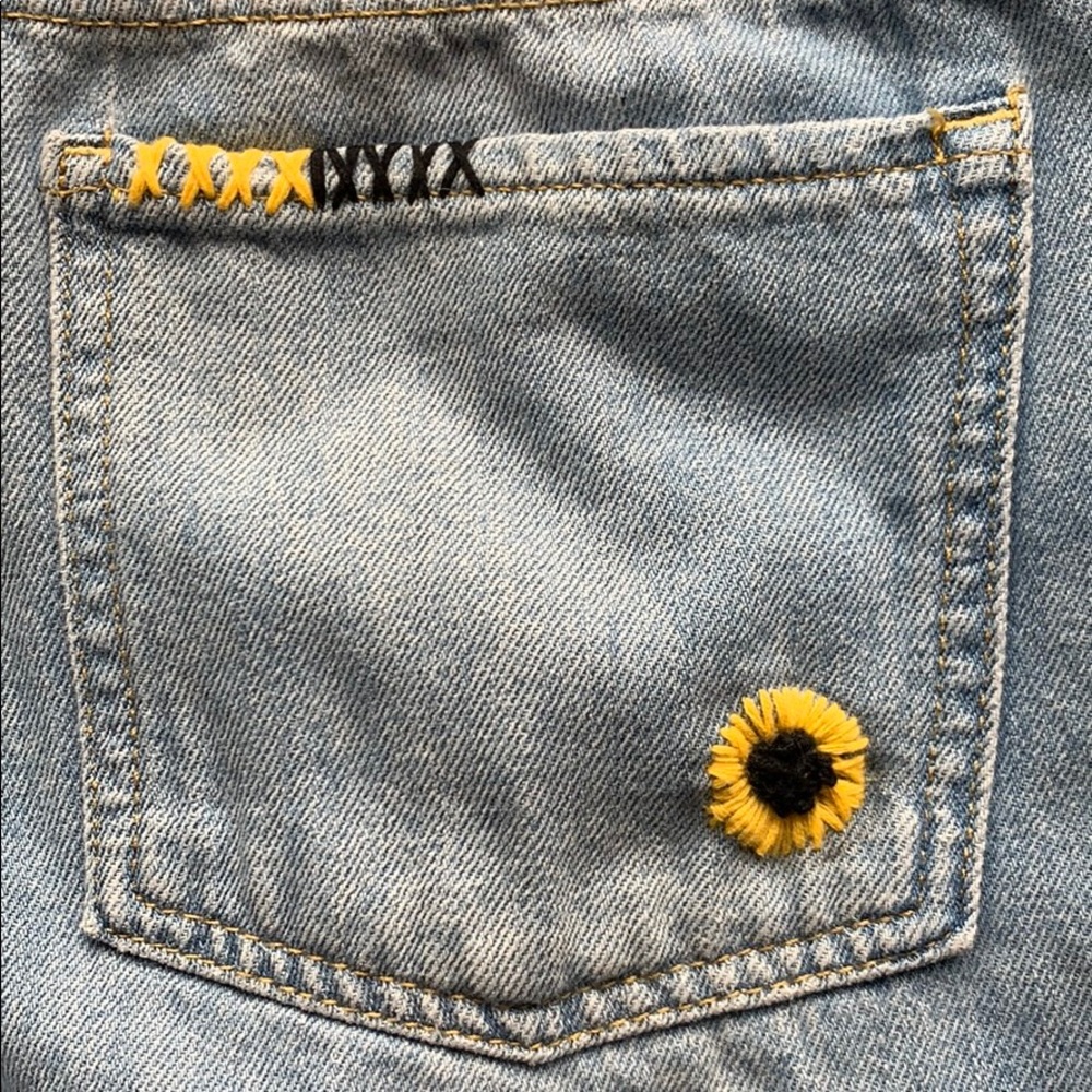 Hand Embroidered ‘HAPPY’ Jeans - Picture 3 of 6